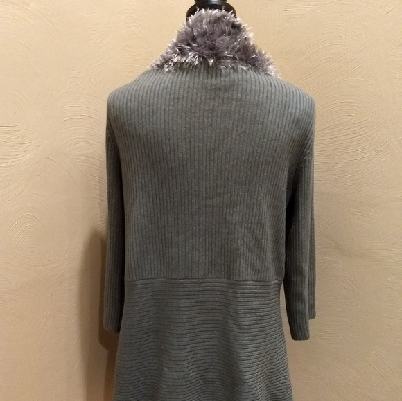 Grey fringed collar cardigan - Picture 3 of 6